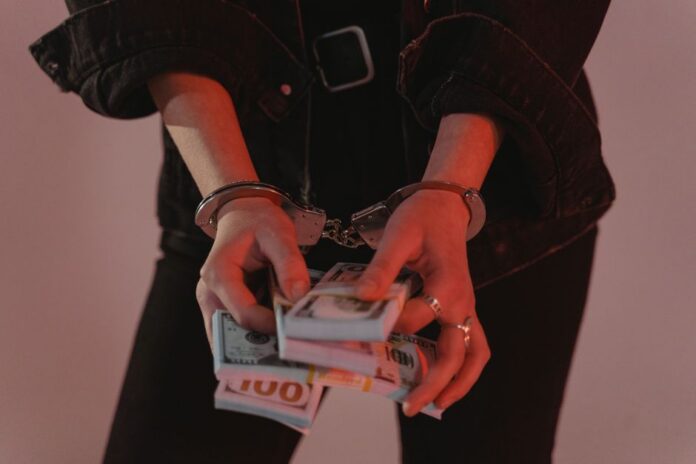 Former CIA official accused of stealing $40M in gold bars pleads guilty — National coverage by The News Beacon. Photo: Tim...