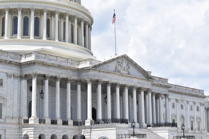 If Democrats Win Congress, Could the G.O.P. Refuse to Seat Them? — Politics coverage by The News Beacon. Photo: Gagan Kaur...